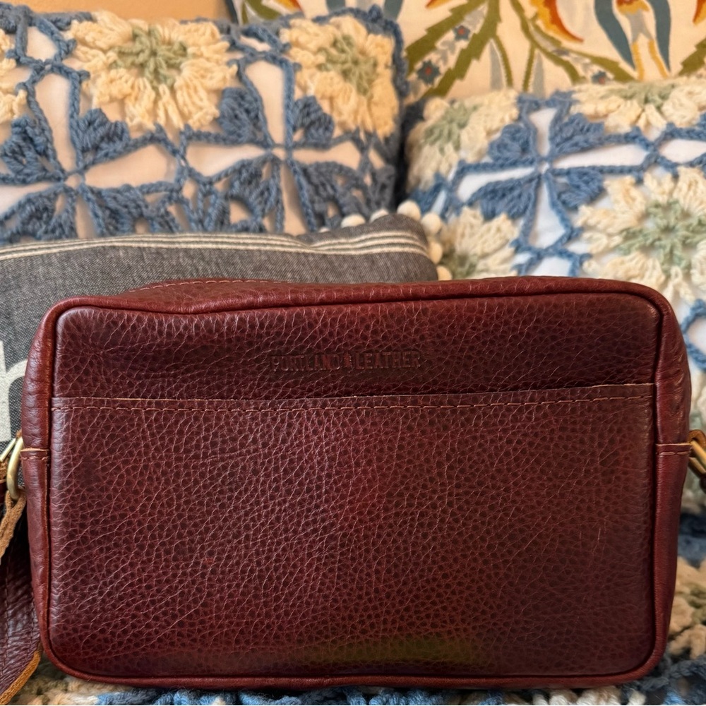 PLG Large Camera/Toaster Crossbody Bag - Cinnamon Bear